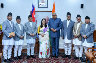 भारत भ्रमणमा प्रचण्ड पुत्रीको गैर-कूटनीतिक उपस्थिति!